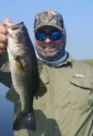 Bass-Fishing-Lake-Okeechobee-SouthFloridaFishingandHunting.com