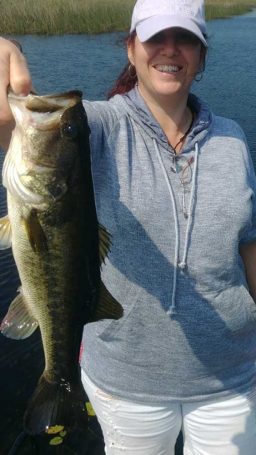 Bass-Fishing-Lake-Okeechobee-SouthFloridaFishingandHunting.com