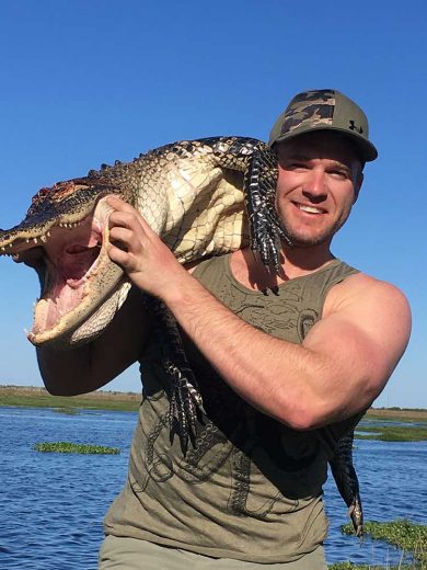Gator-Hunting-Lake-Okeechobee-SouthFloridaFishingandHunting.com