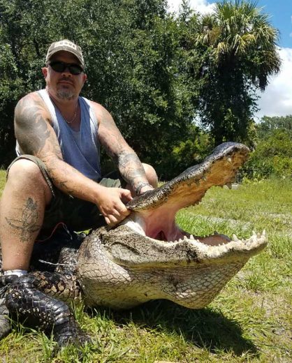 Gator-Hunting-Lake-Okeechobee-SouthFloridaFishingandHunting.com