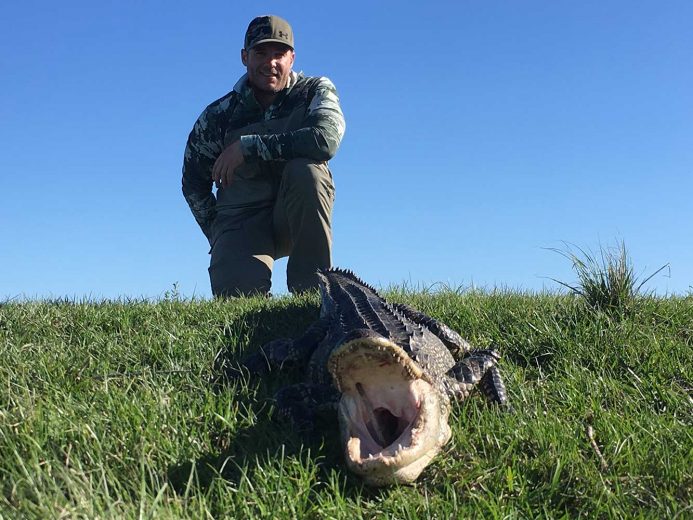 Gator-Hunting-Lake-Okeechobee-SouthFloridaFishingandHunting.com