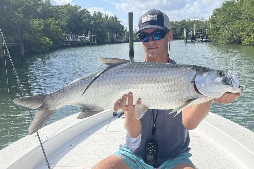 Guided tarpon fishing trips in South Florida